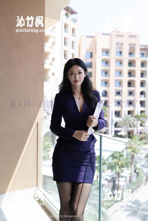 秀人网 - 奈奈Fox和服的新姿态：定制了些啥图啊？