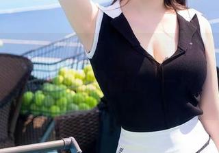 秀人网 - 油亮这回事，果然要看小蛮妖_honey来演绎。美图精选，一波觉醒来了。
