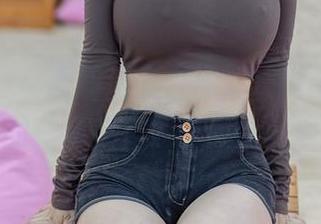 秀人网 - 高画质遇上白沫，长腿细腰童颜的真谛在高清图库中闪现