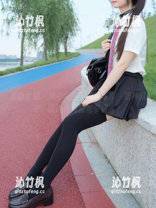 紧急企划-林书辞 紧急企划 - 林书辞的双马尾写真,眼神飘零,话说马尾能有多厉害?