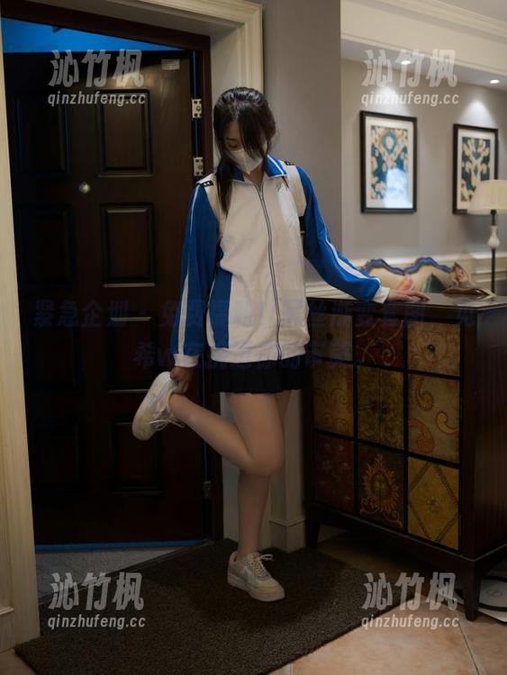 紧急企划-见希w 紧急企划 - 免费福利!黑丝渐变套图,见希w在挑逗你的审美。