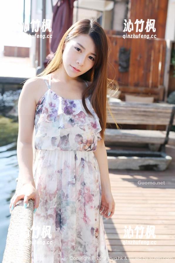 美媛馆 - 丝袜+无圣光=伊小七MoMo的极致魅力，快来围观！