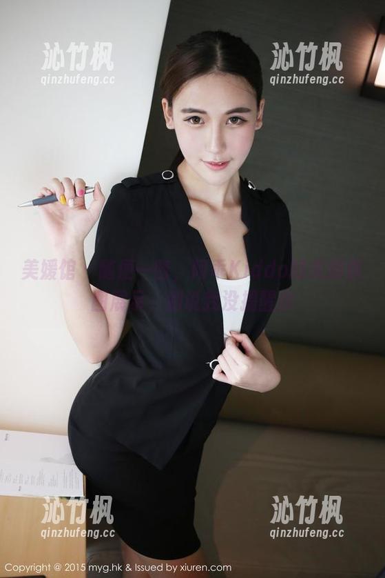 美媛馆 - 随便一瞥，阿乖Kiddo的美脚原图展示，别说我没提醒你