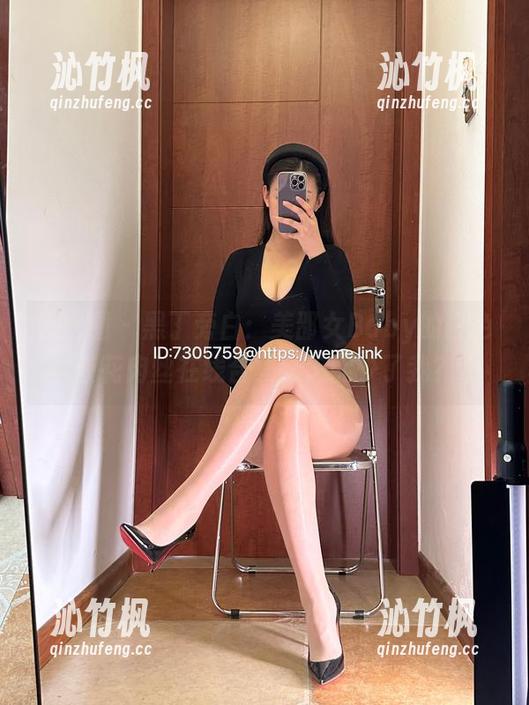美邵女Baby 微密圈 - 黑丁旁白:美邵女Baby的白色嵌花肉丝在线合集,怎能少了我?