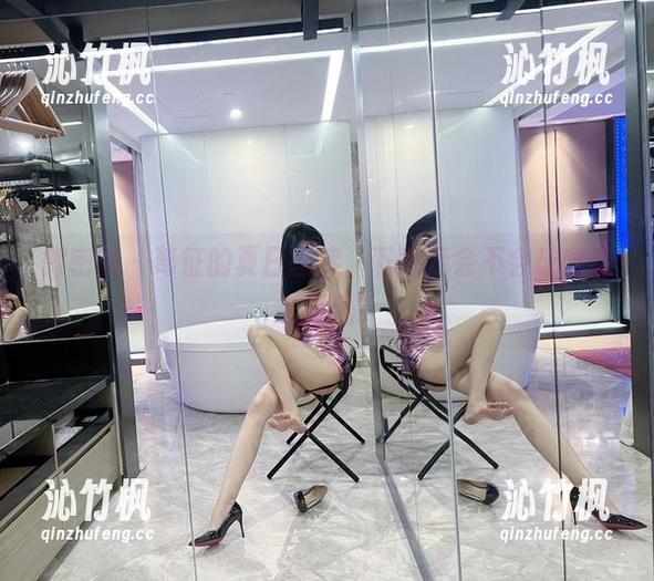 微密圈 - 葛征的夏日图库，下载后会不会让我想念海风？