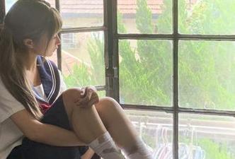蠢沫沫的无圣光脱缰。照不清的御姐