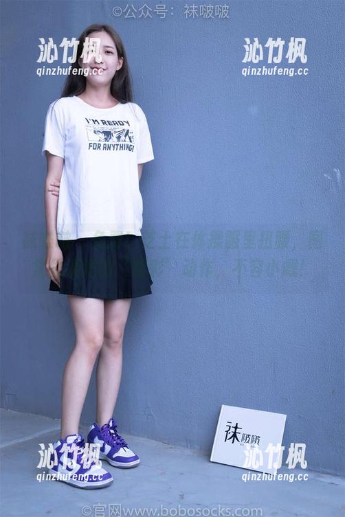 袜啵啵-芝士 袜啵啵 - 免费!芝士在体操服里扭腰,图集里满满的‘精彩’动作,不容小觑!