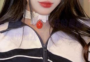 连衣裙就是阿九从不咕咕的最新武器，图集中找找有没有盲点！