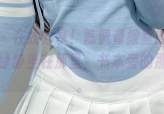 微密圈 - 在线分享！陈佩奇教室的原图，看博主静静坐在那里，书本旁的那抹倔强。