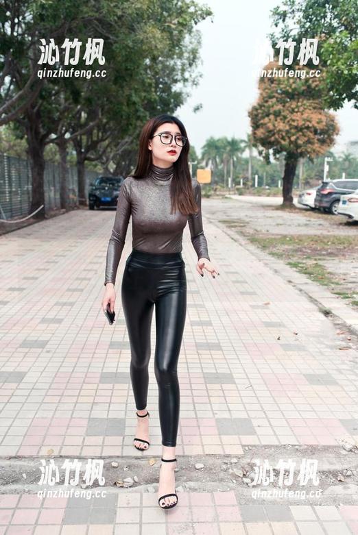 魔镜街拍 - 秒懂OL风，免费的美图里，婷婷穿上了那条包臀灰裙